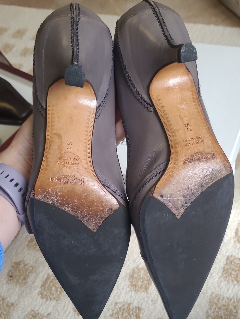 Vintage Yves Saint Laurent Pointed Toe Leather Kitten Heel Pumps in Gray - Picture 4 of 7